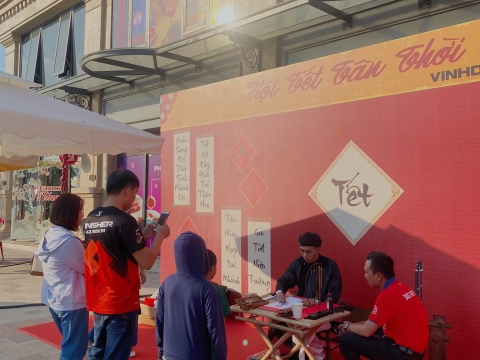Thư pháp Hữu Tài tại sự kiện Hội Tết Tân Thời VINHOME GRAND PARK Q9 -TP HCM