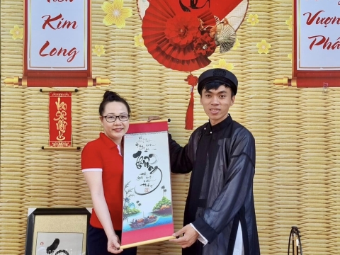 Nhận viết thư pháp sự kiện, tiệc tri ân khách hàng, nhân viên vào dịp cuối năm và đầu năm mới