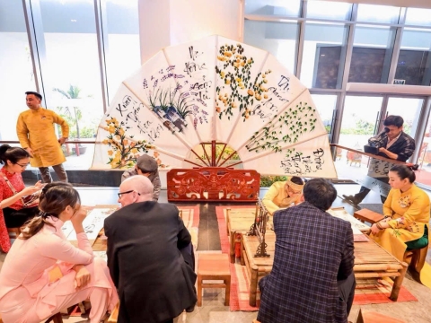 Nhận viết thư pháp 