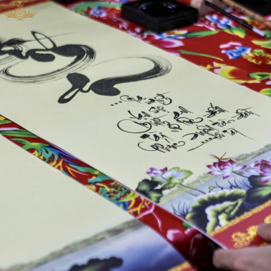 Liễn tranh thư pháp theo yêu cầu. KT 27x79cm