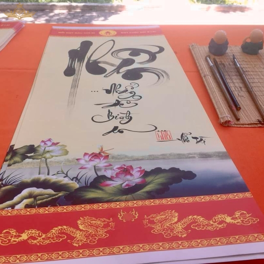 Liễn tranh thư pháp theo yêu cầu. KT 27x79cm