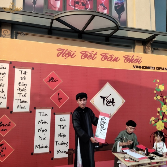 Liễn tranh thư pháp theo yêu cầu. KT 20x55cm