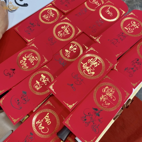 Bao lì xì thư pháp handmade bê tráp cưới hỏi theo yêu cầu